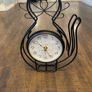 Acurite Black cat metal clock